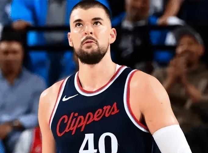 世界杯手机直播软件下载-快船117-109黄蜂3喜1忧！弃用祖巴茨效果拉满，2配角打出价值！